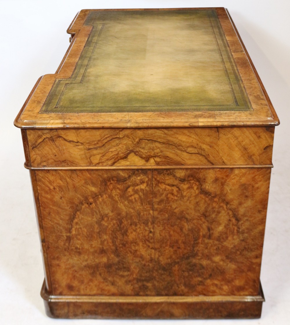 Good Quality Victorian Figured Walnut 3 Part 9 Drawer Kneehole Desk View VIII