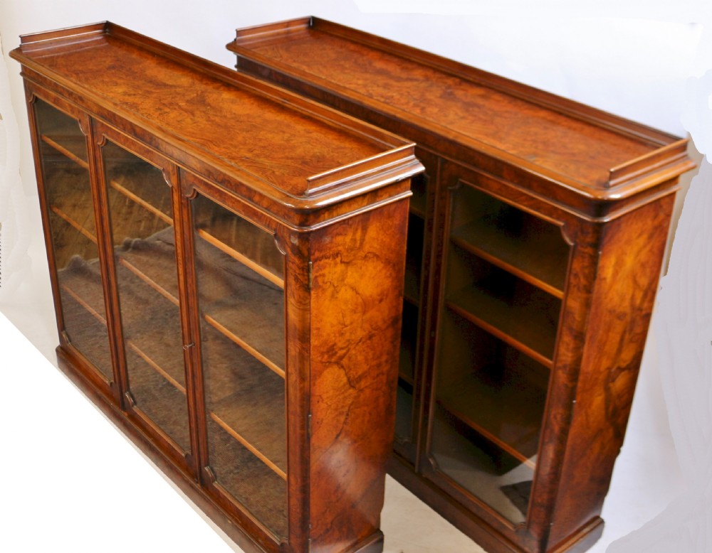 Fine Pair of Victorian Figured Walnut 3 Door Dwarf Bookcases View XI