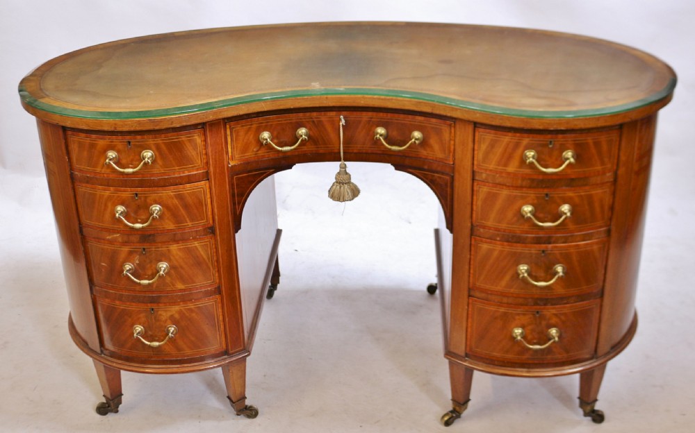 Edwardian Inlaid Figured Mahogany Kidney Shaped Desk View II