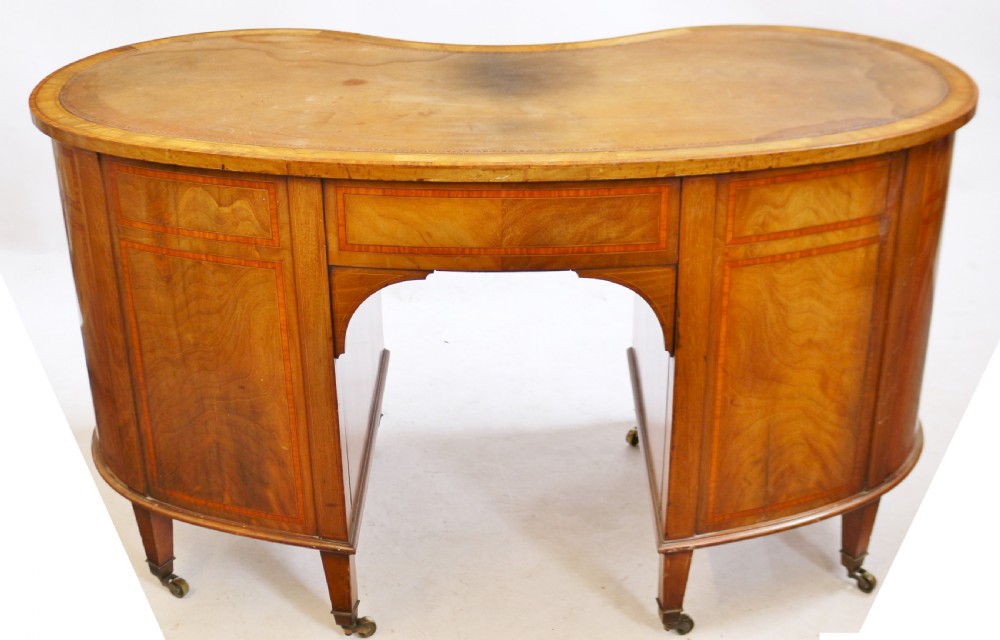 Edwardian Inlaid Figured Mahogany Kidney Shaped Desk View VI