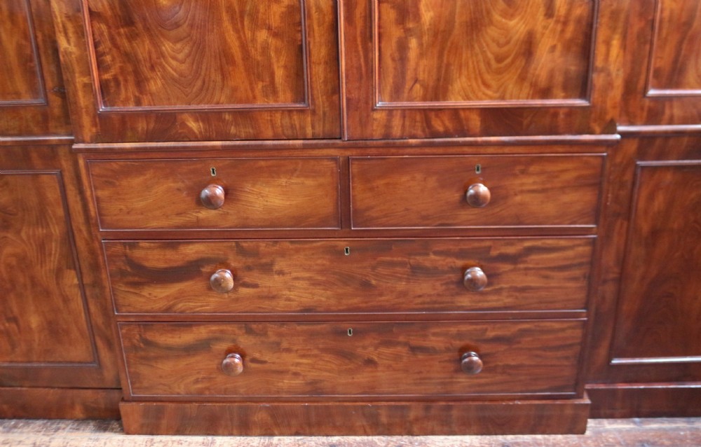 William 1V Figured Mahogany 4 Door Breakfront Wardrobe View IV