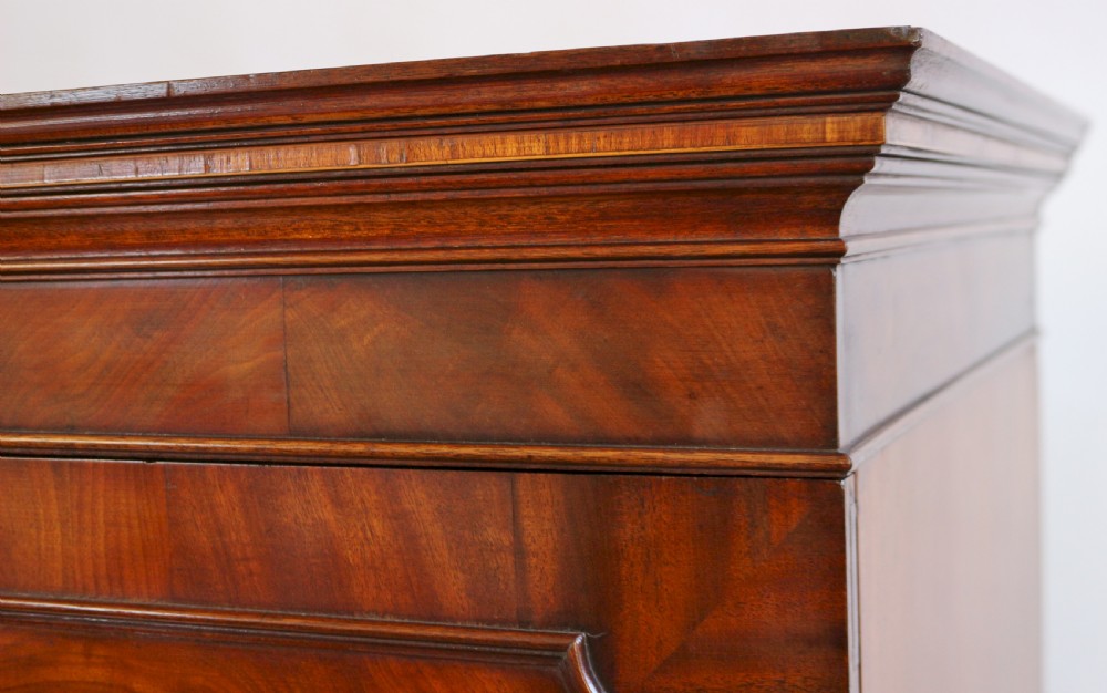 A Fine George 111 Figured Mahogany Linen Press with Sliding Trays View VII
