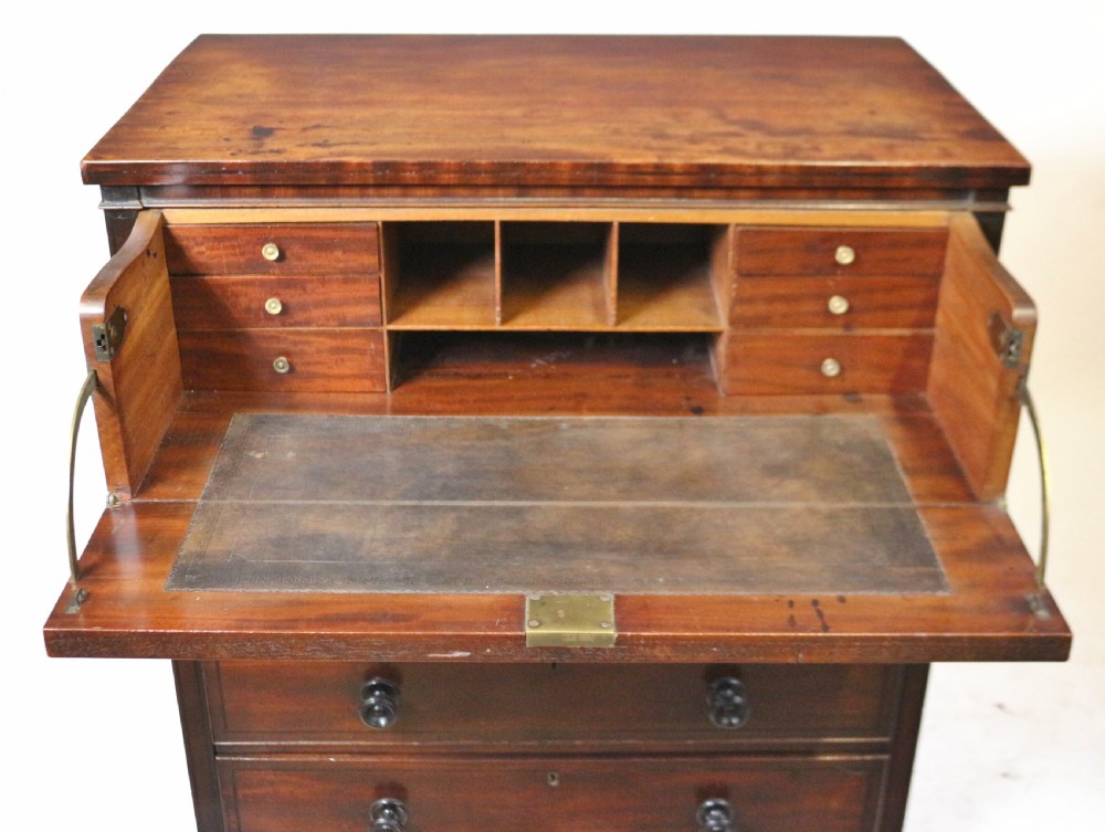 Fine Quality George IV Mahogany Secretaire Chest  View III