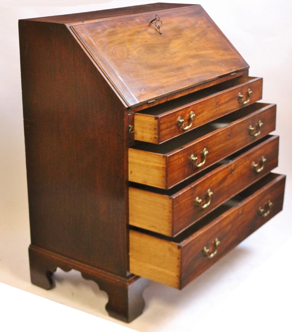 George 111 Mahogany 4 Drawer Bureau View VI