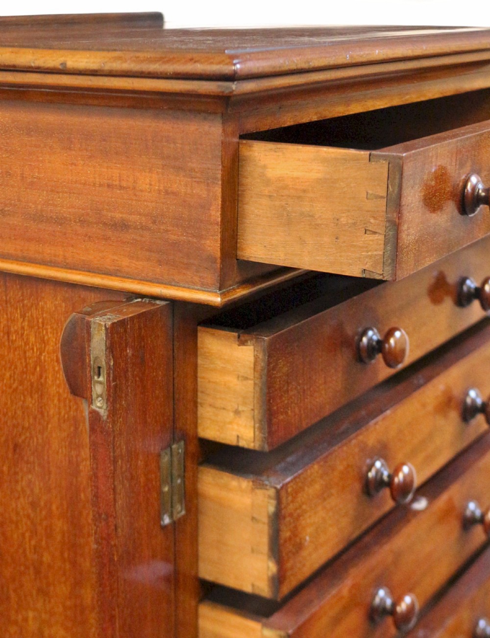 Victorian Mahogany 10 Drawer Wellington Chest View VII