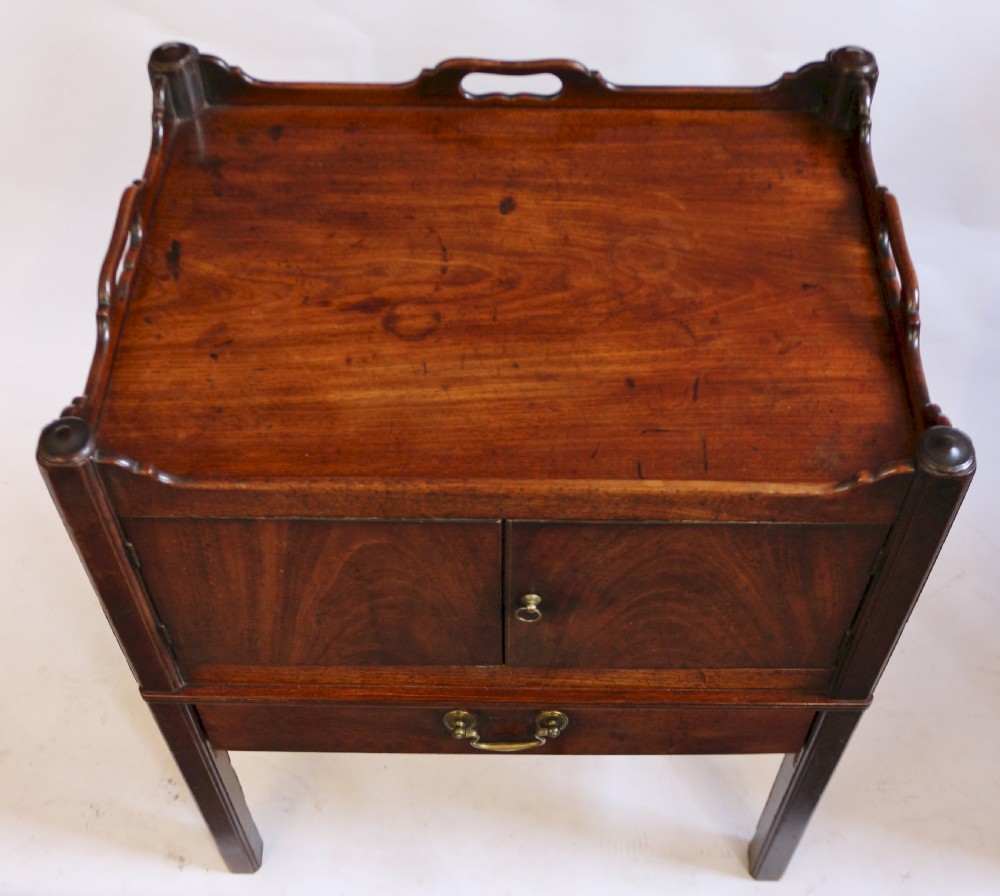 George 111 Mahogany Near Pair of Tray Top Bedside Cupboards View VIII