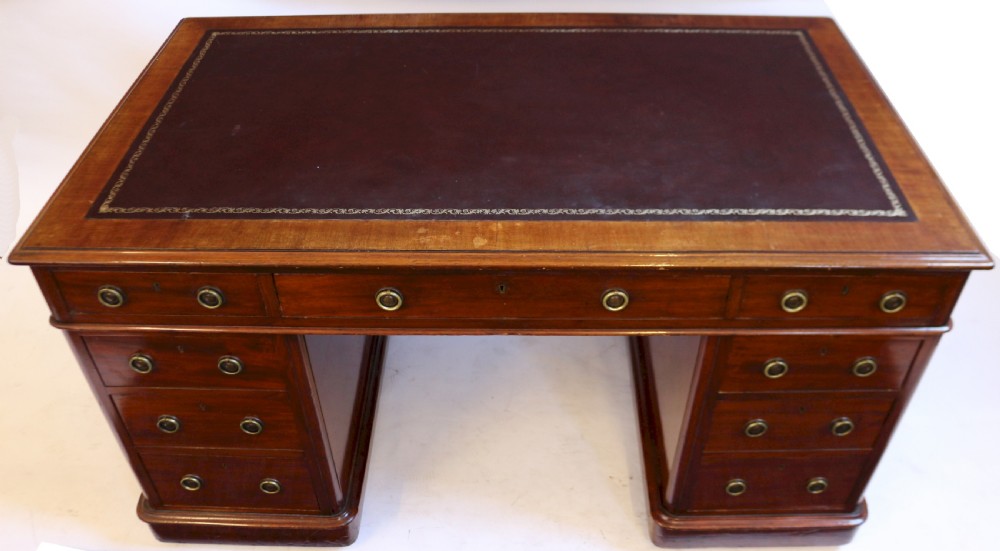 Victorian Mahogany 3 Part 9 Drawer Kneehole Desk View VII