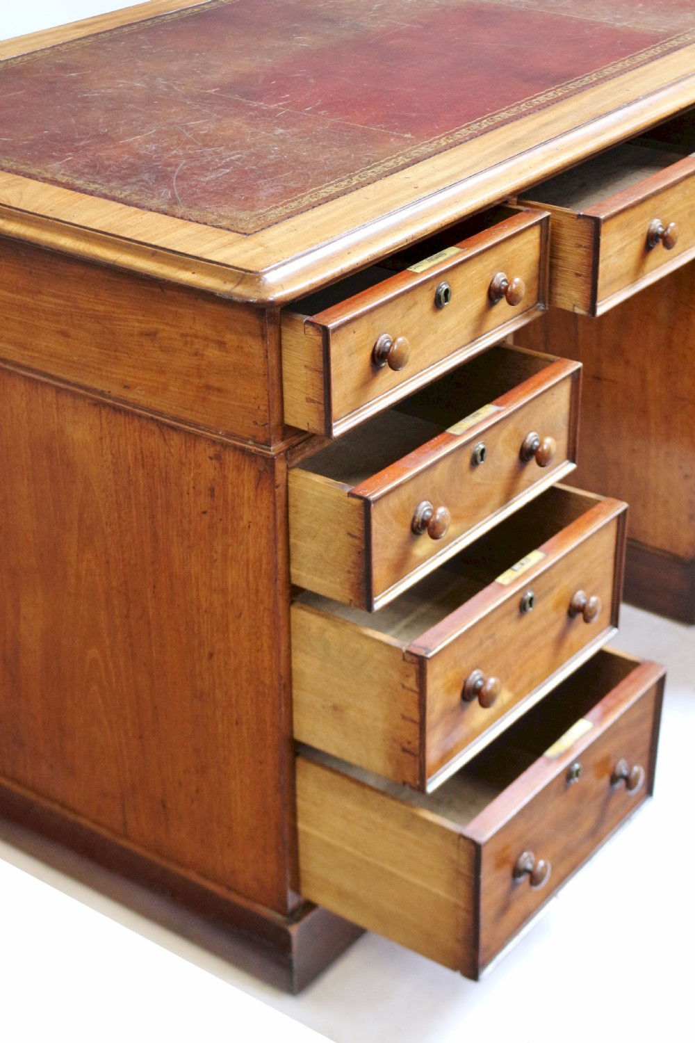 Victorian 9 Drawer 3 Part Mahogany Kneehole Desk View VII