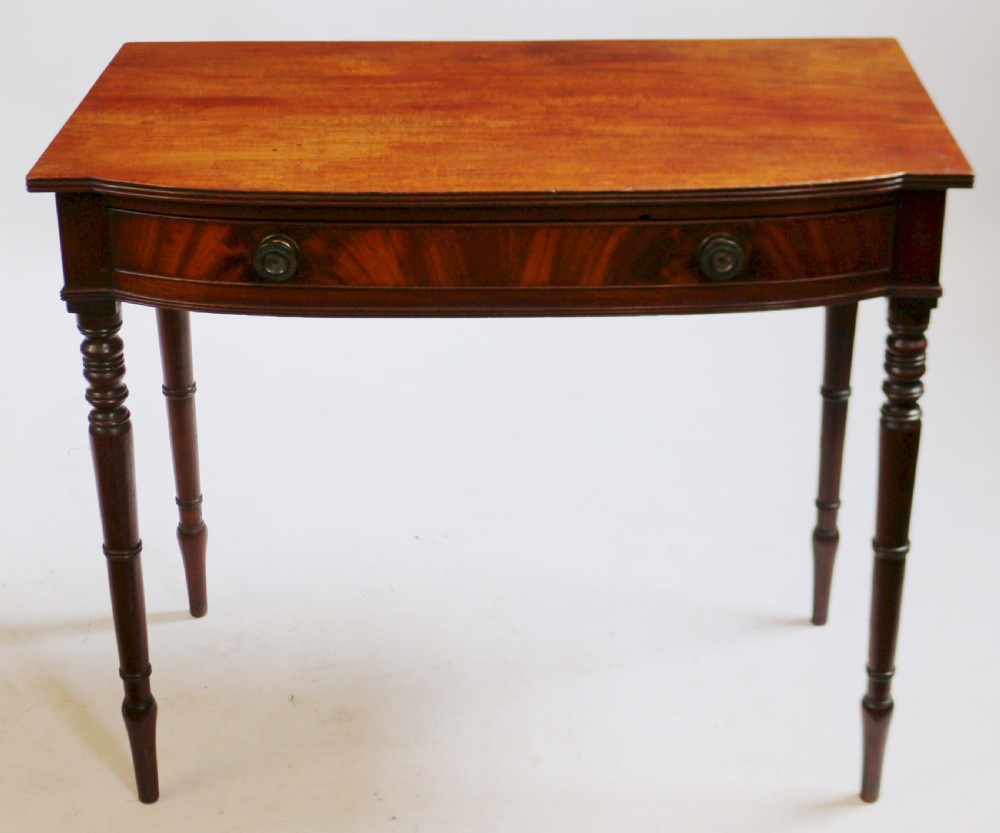 George 1V Mahogany 1 Drawer Bowfront Side Table
