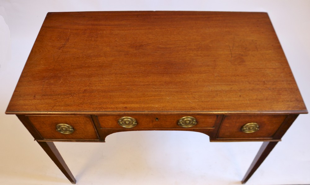 Early 19C Mahogany 3 Drawer Kneehole Side Table View IV
