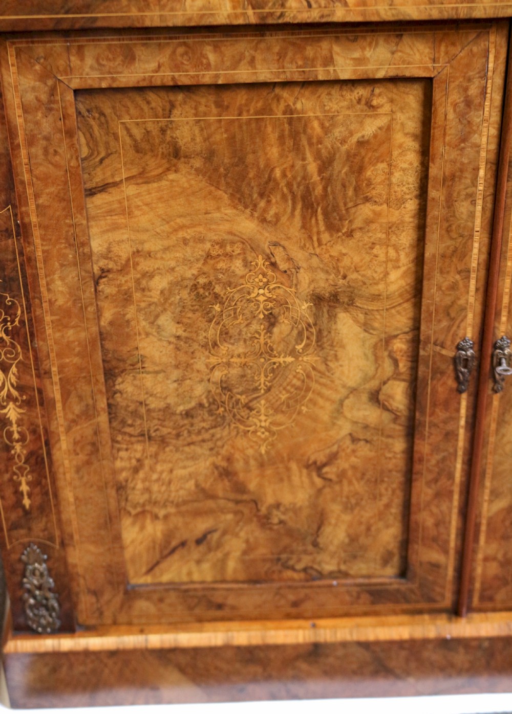 Victorian Inlaid Figured Walnut Cupboard Base Bookcase with Ormolu Mounts View X