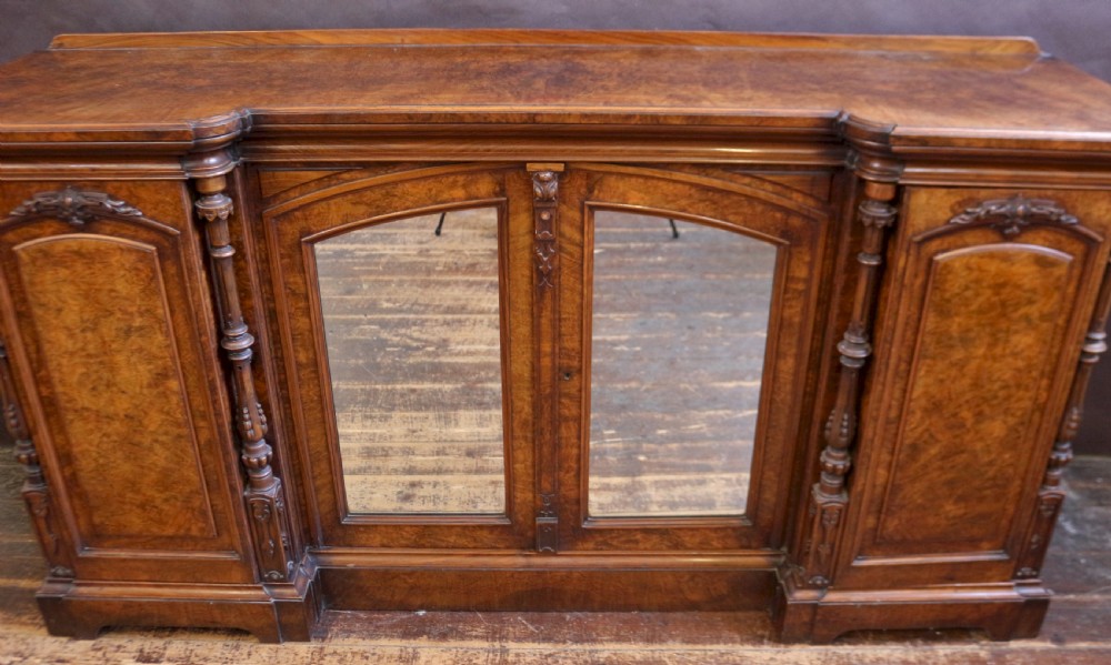Fine Quality Figured Walnut 4 Door Inverted Breakfront Cabinet View VIII