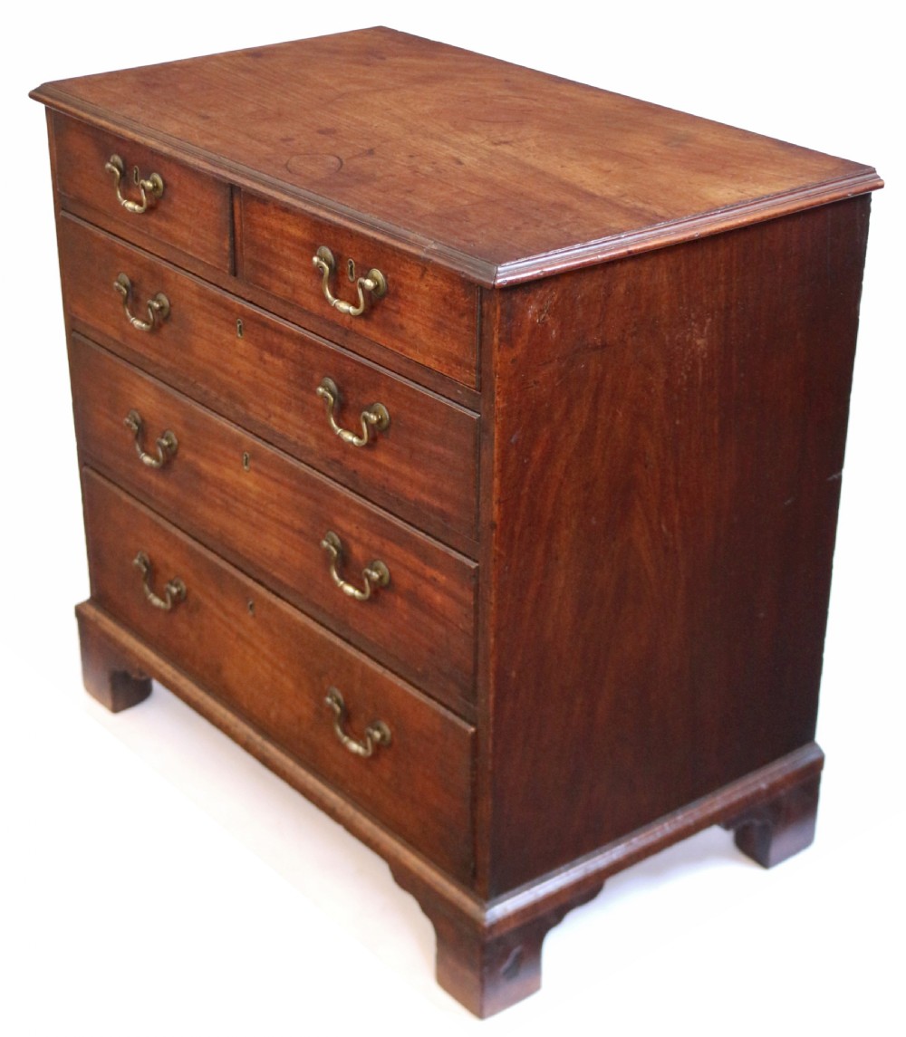 Fine George 111 Mahogany Small 5 Drawer Chest View V