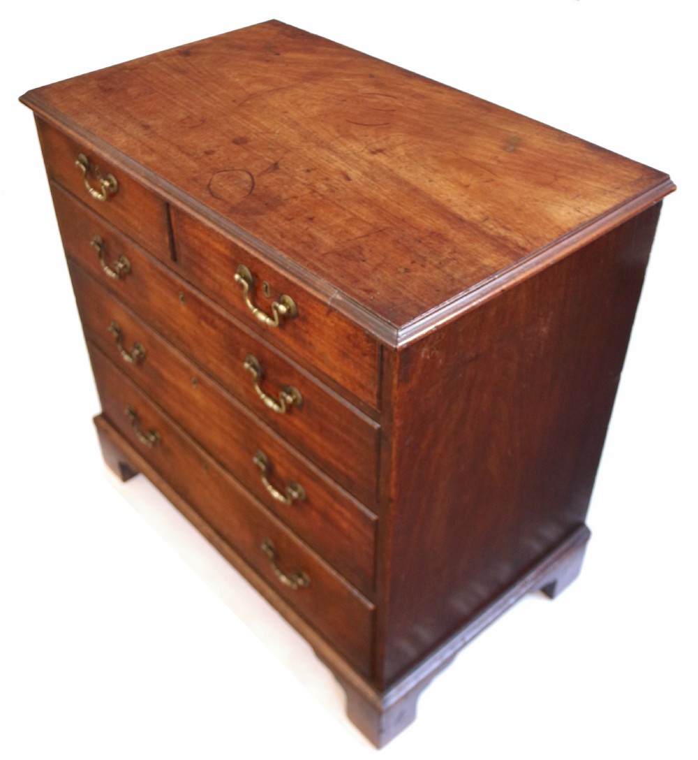 Fine George 111 Mahogany Small 5 Drawer Chest View VI