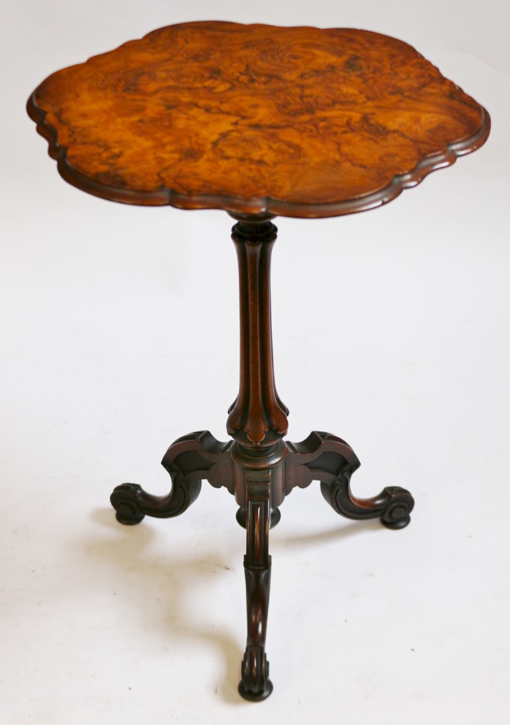 Victorian Figured Walnut Round Tripod Wine Table