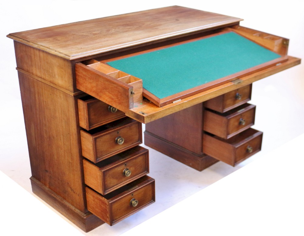 Good Quality Victorian Mahogany 9 Drawer Kneehole Desk View VI