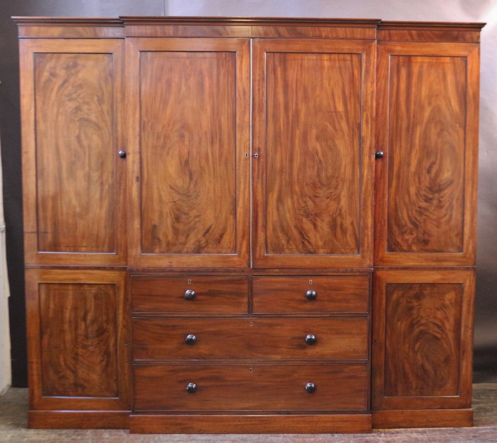 George 111 Mahogany 4 Door Breakfront Wardrobe