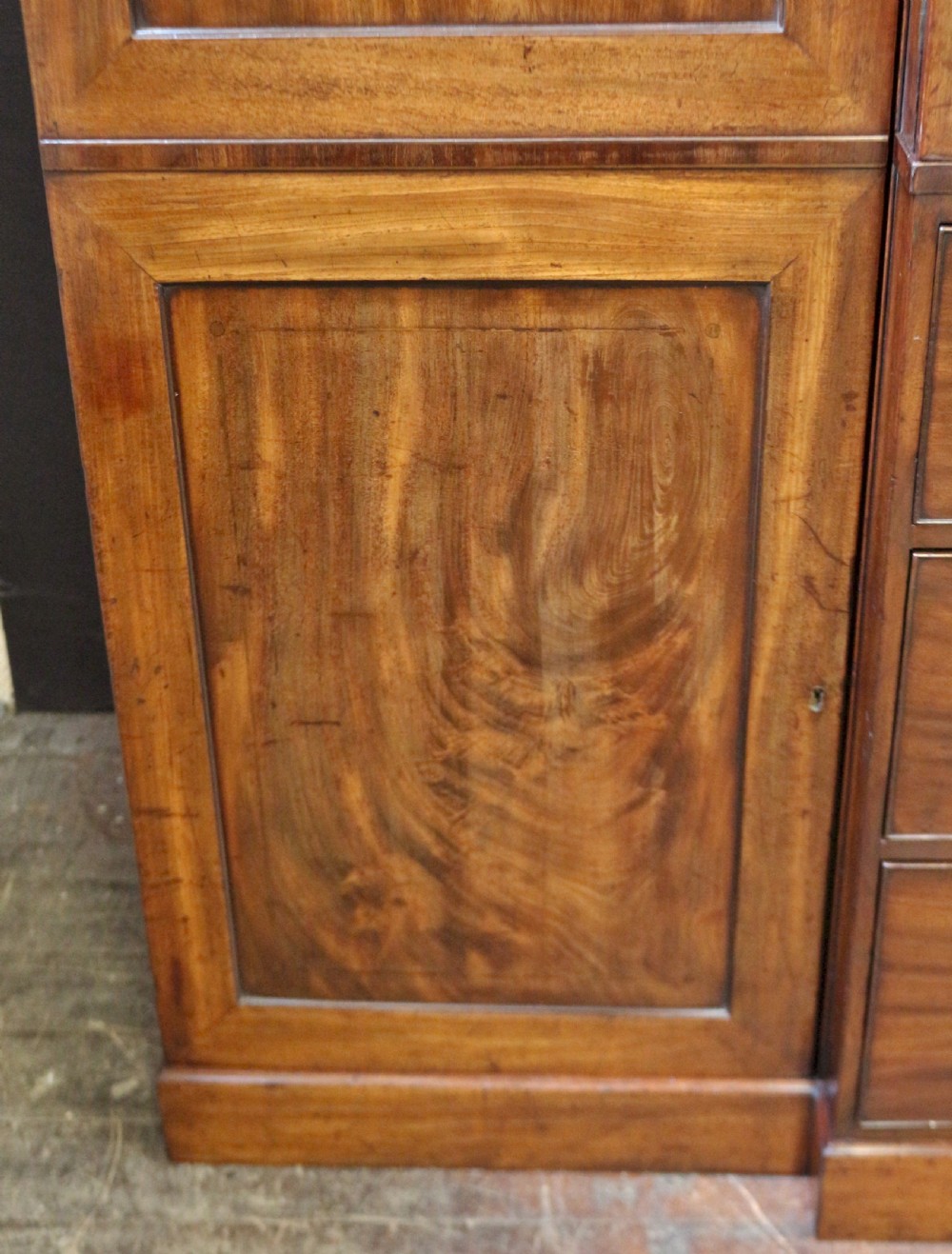 George 111 Mahogany 4 Door Breakfront Wardrobe View VI