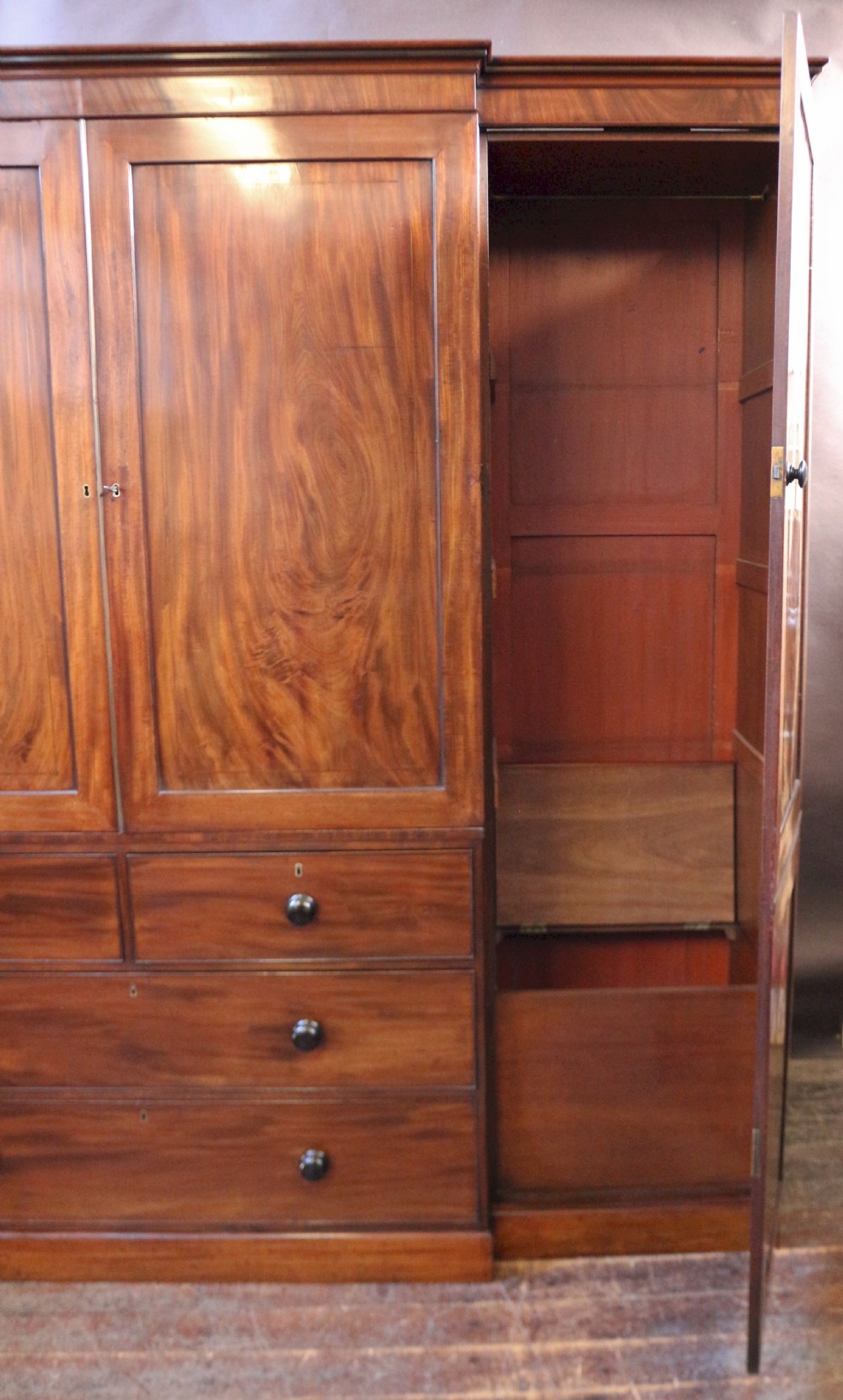 George 111 Mahogany 4 Door Breakfront Wardrobe View VII