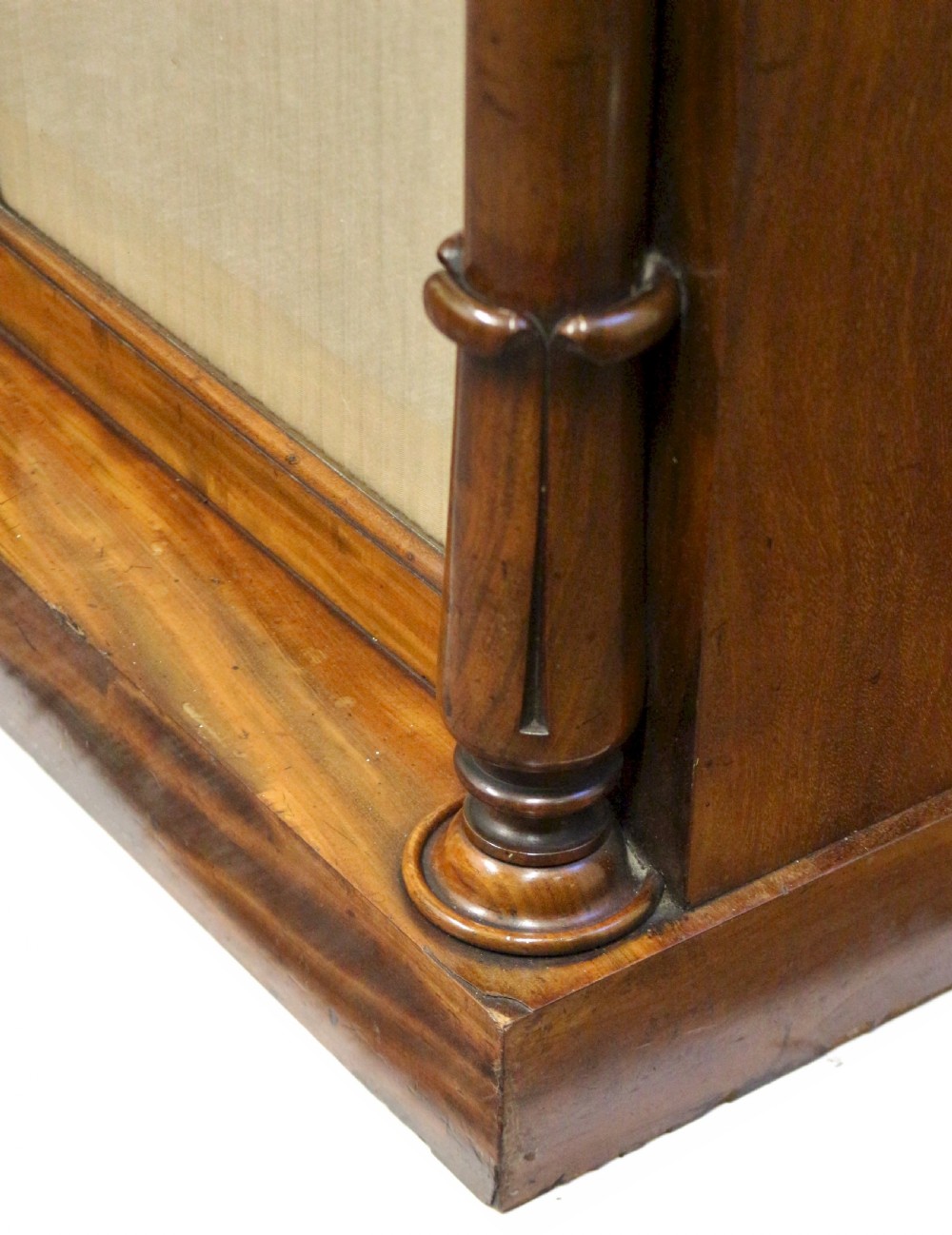William 1V Mahogany 3 Door Side Cabinet View VIII