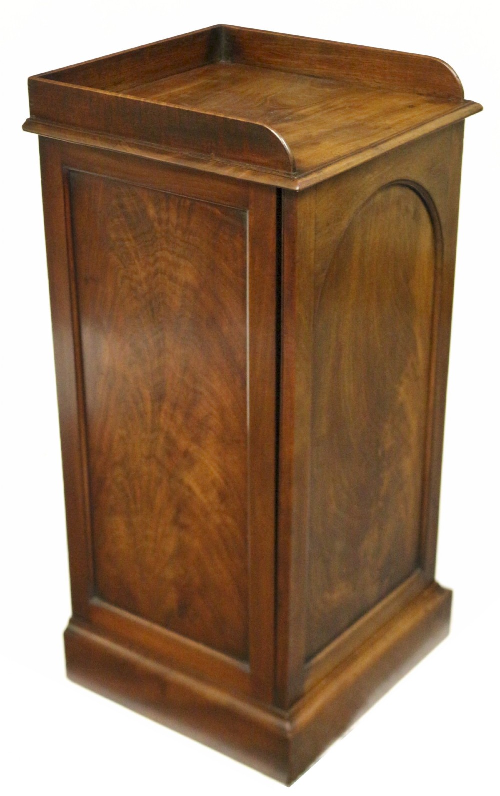 Early 19C Mahogany Square Bedside Cupboard View IV