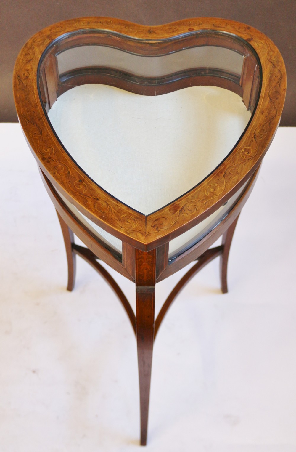 Edwardian Inlaid Mahogany Heart Shaped Bijouterie Table View IV