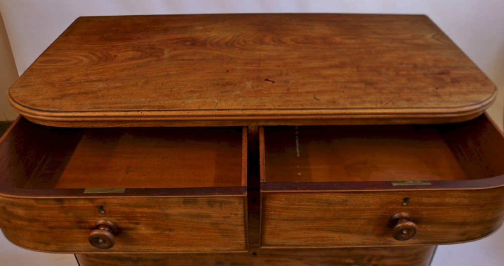 Fine Quality George 1V  Mahogany D Shaped 5 Drawer Chest View VI