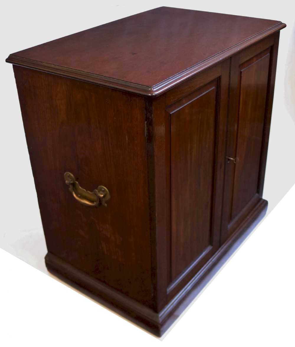 George 111 Mahogany 2 Door Dwarf Cupboard View IV