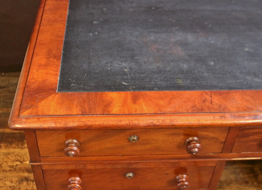Early 19C Mahogany 3 Part 22 Drawer Partners Kneehole Desk View VIII