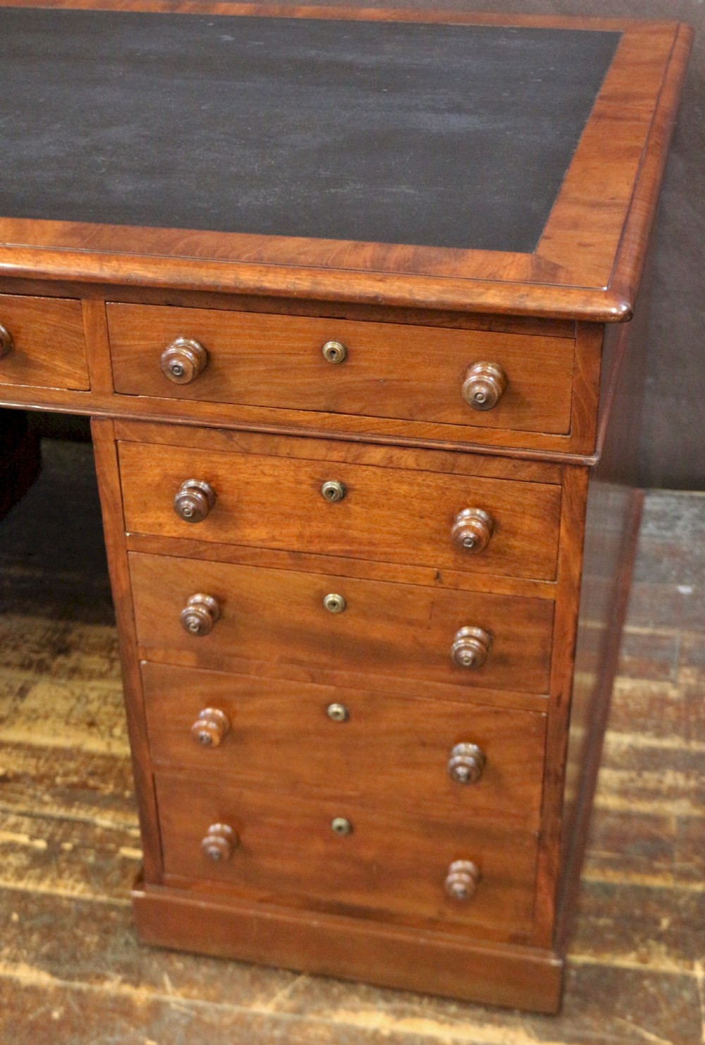 Early 19C Mahogany 3 Part 22 Drawer Partners Kneehole Desk View XII