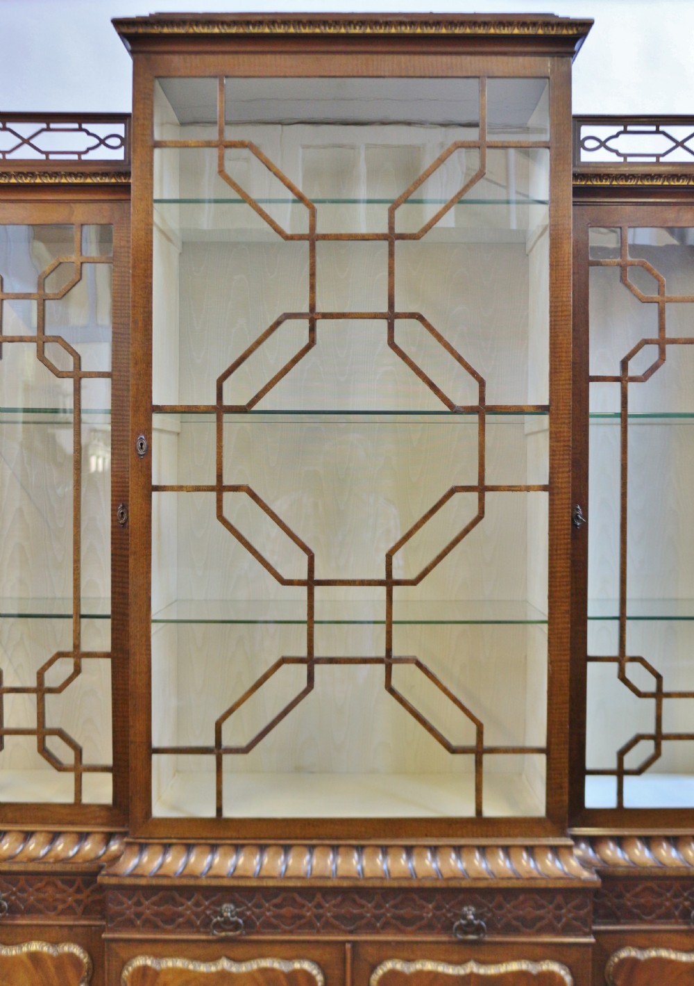Edwardian Mahogany 'Chinese Chippendale' Breakfront Display Cabinet View IX