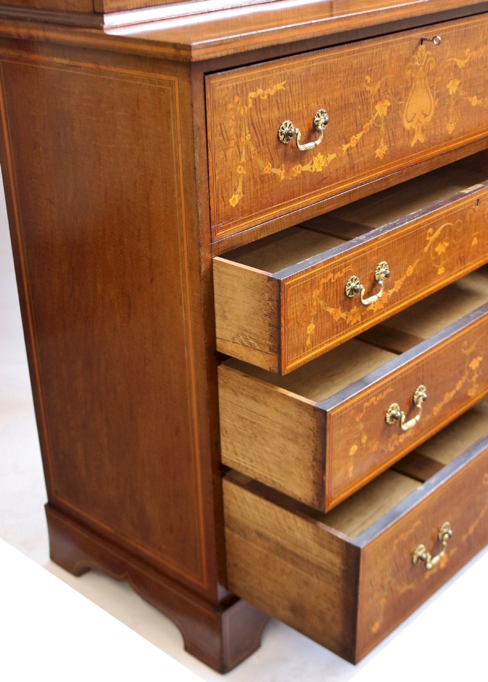 Edwardian Inlaid Feathered Mahogany Secretaire Bookcase View VII