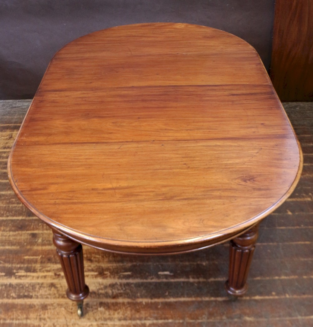 Victorian Mahogany Circular Extending Dining Table with 3 Extra Leaves View IV