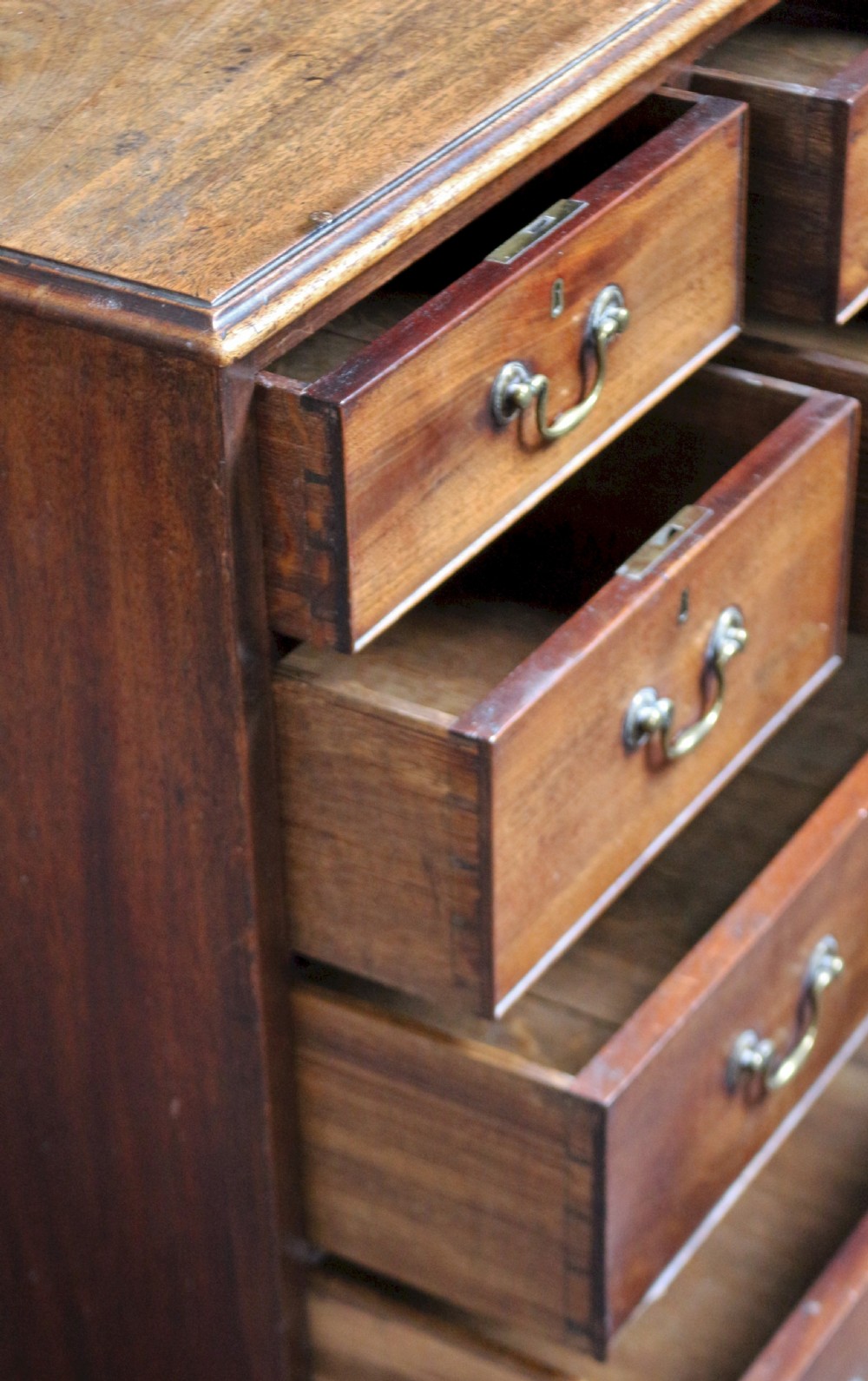 George 111 Mahogany Small 6 Drawer Chest View V