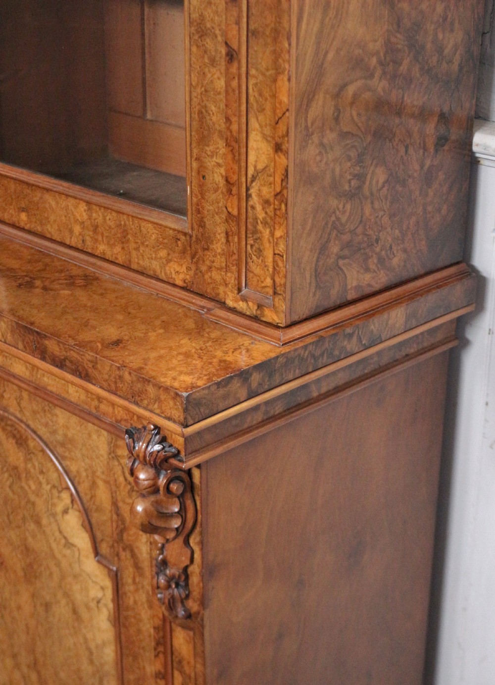 Fine Quality Victorian Figured Walnut 3 Door Cupboard Base Bookcase View VII