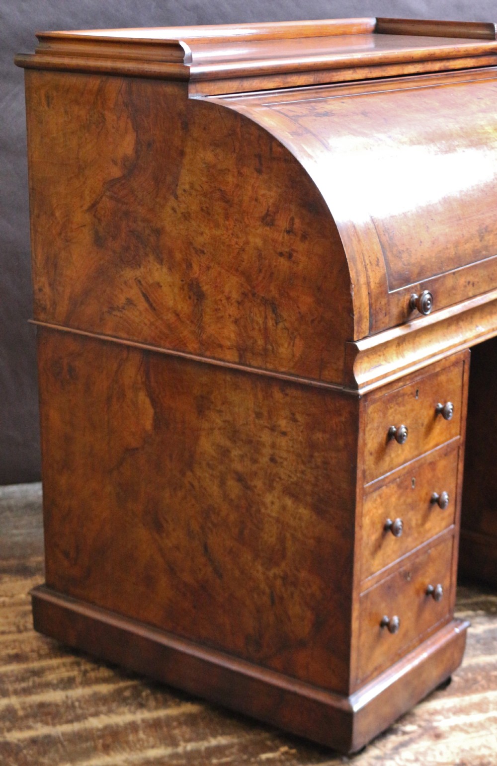 Victorian Figured Walnut Cylinder Top Kneehole Desk View XV