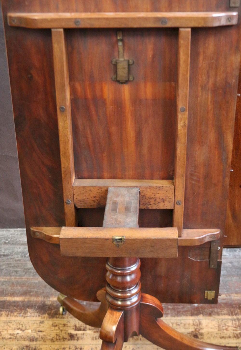 Regency Mahogany Twin Pedestal Dining Table with Extra Leaf View X