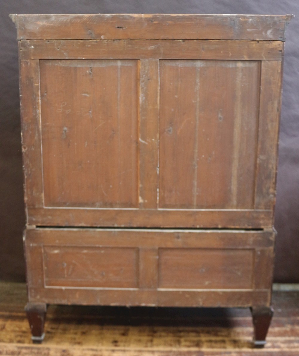 George 111 Fine Quality Mahogany Inlaid Linen Press View VII