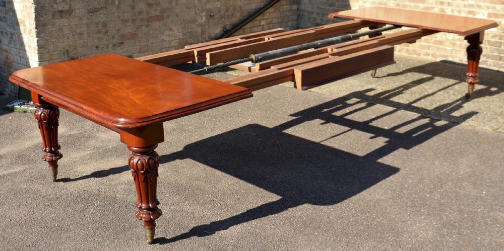 Victorian Mahogany Large Extending Dining Table with 4 Extra Leaves View IV