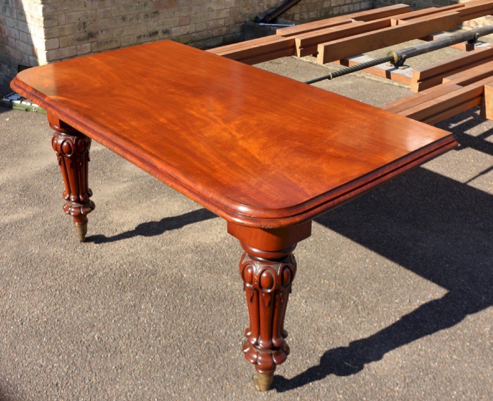 Victorian Mahogany Large Extending Dining Table with 4 Extra Leaves View V