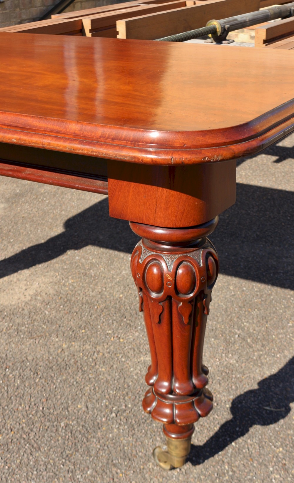 Victorian Mahogany Large Extending Dining Table with 4 Extra Leaves View VIII