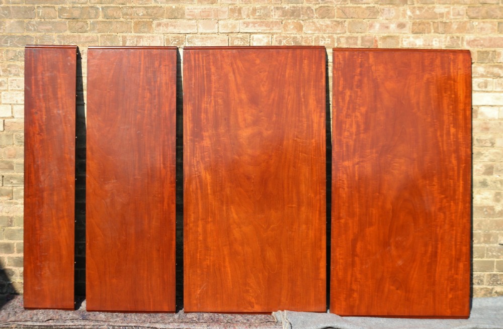 Victorian Mahogany Large Extending Dining Table with 4 Extra Leaves View XI
