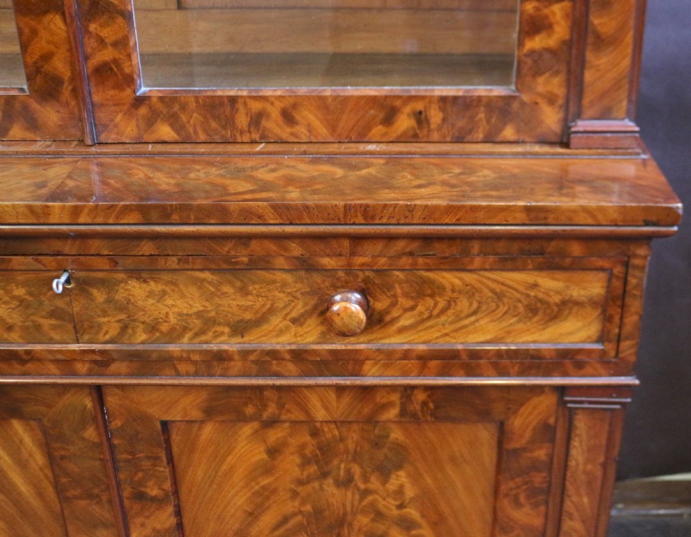 Fine Quality Early Victorian Flared Mahogany Cupboard Base Bookcase View VII