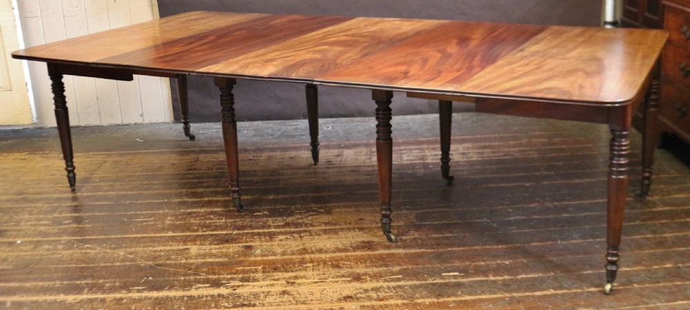Regency Mahogany Extending Dining with 3 Extra Leaves View IV