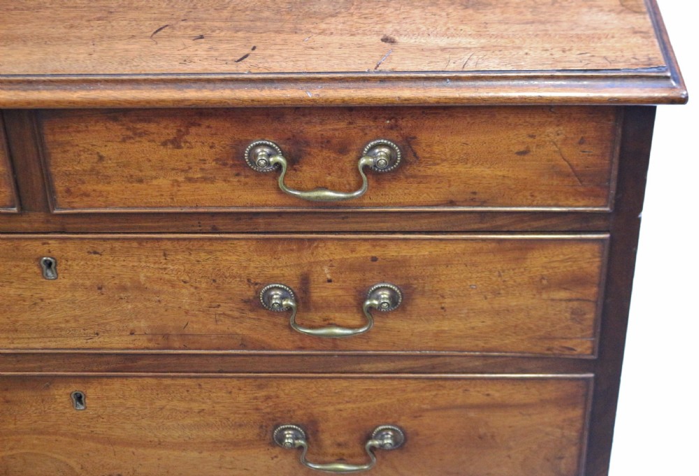 George 111 Mahogany Chest of 2 Short and Three Long Drawers View VII
