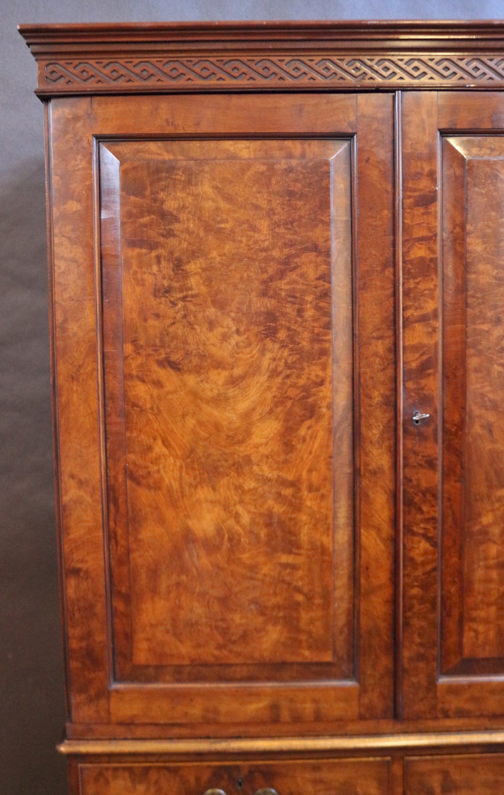 George 111 Fine Figured Mahogany Linen Press View VIII