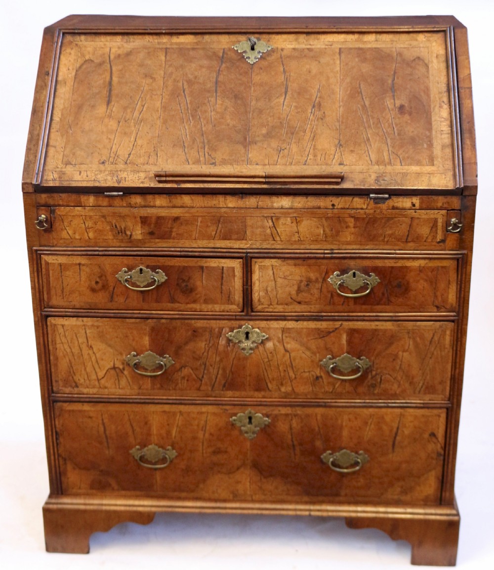 George 11 Figured Walnut Small 4 Drawer Bureau