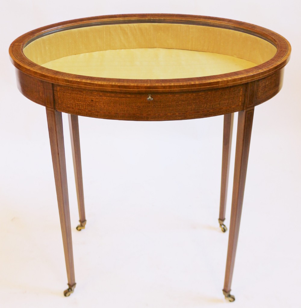 Edwardian Inlaid Feather Mahogany Oval Bijouterie Table