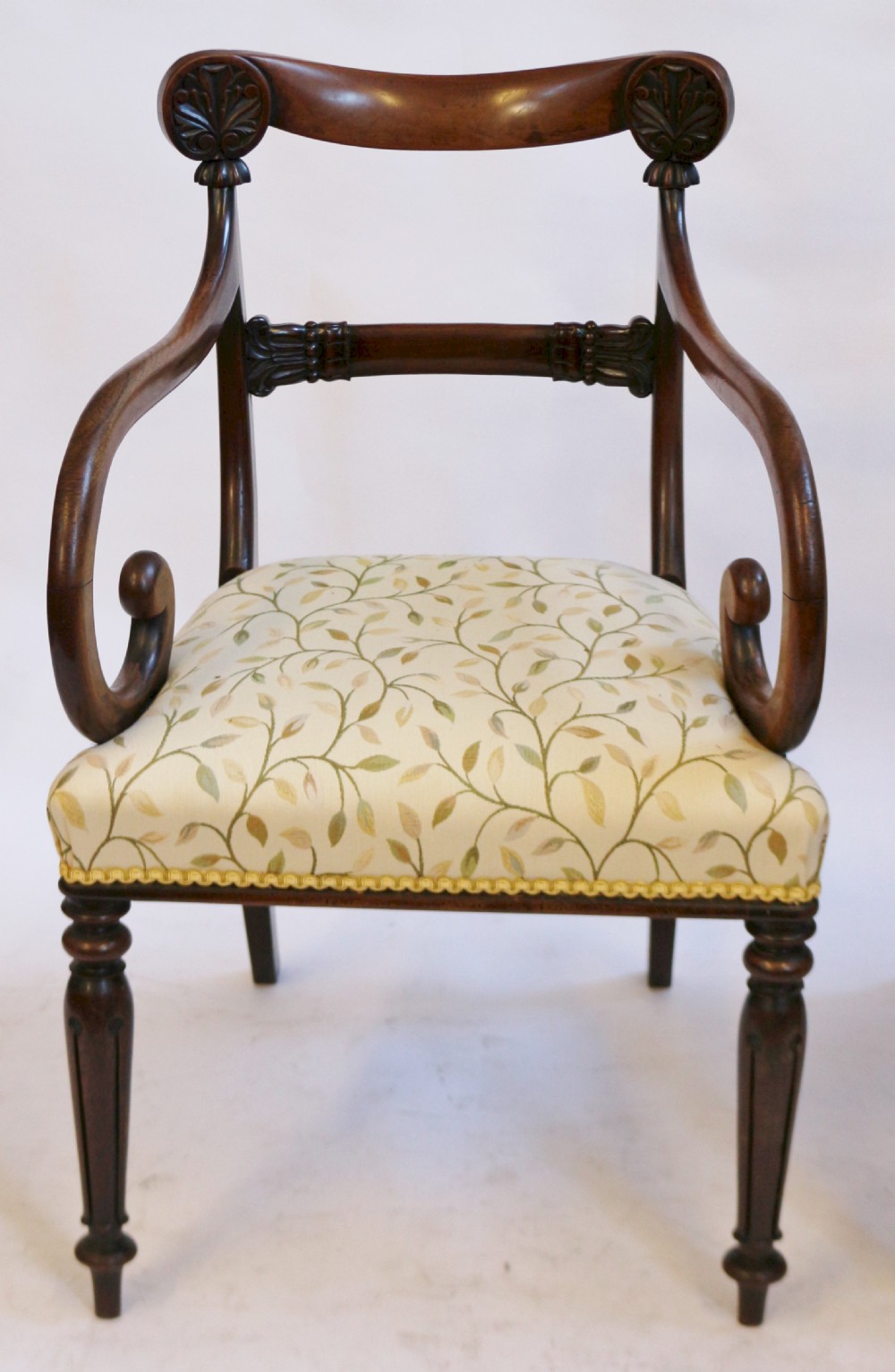 Fine Set of 6 & 2 William 1V Mahogany Dining Chairs View V