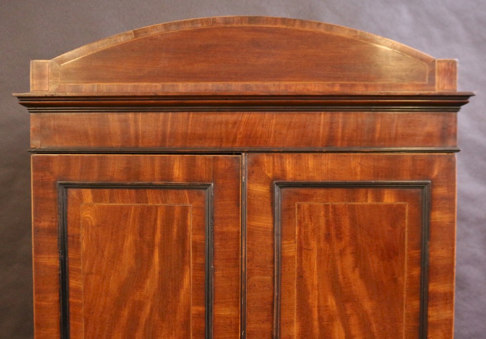 George 111 Mahogany Narrow Linen Press View VI